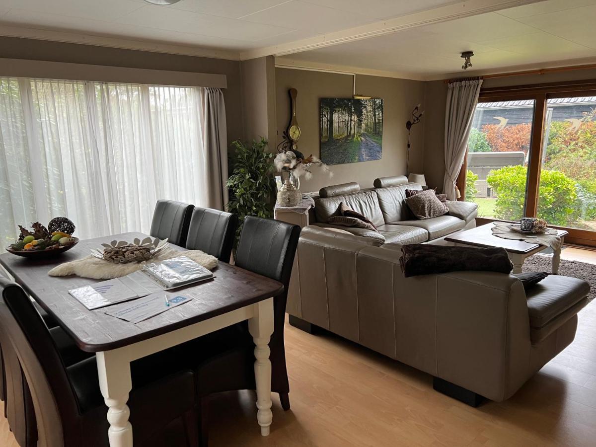 Veluwe Park Reewold Chalet Infinity Putten Esterno foto
